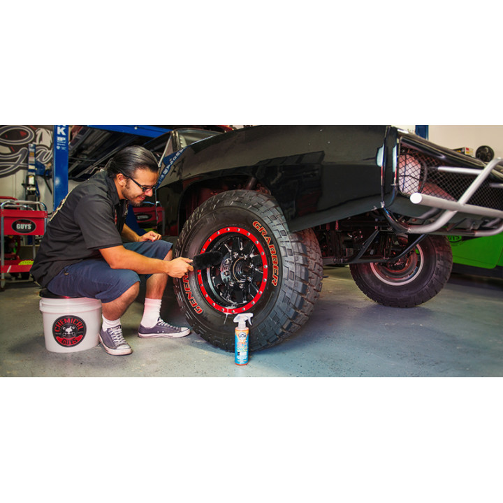 GERBIL WHEEL AND RIM BRUSH GERBIL WHEEL AND RIM BRUSH