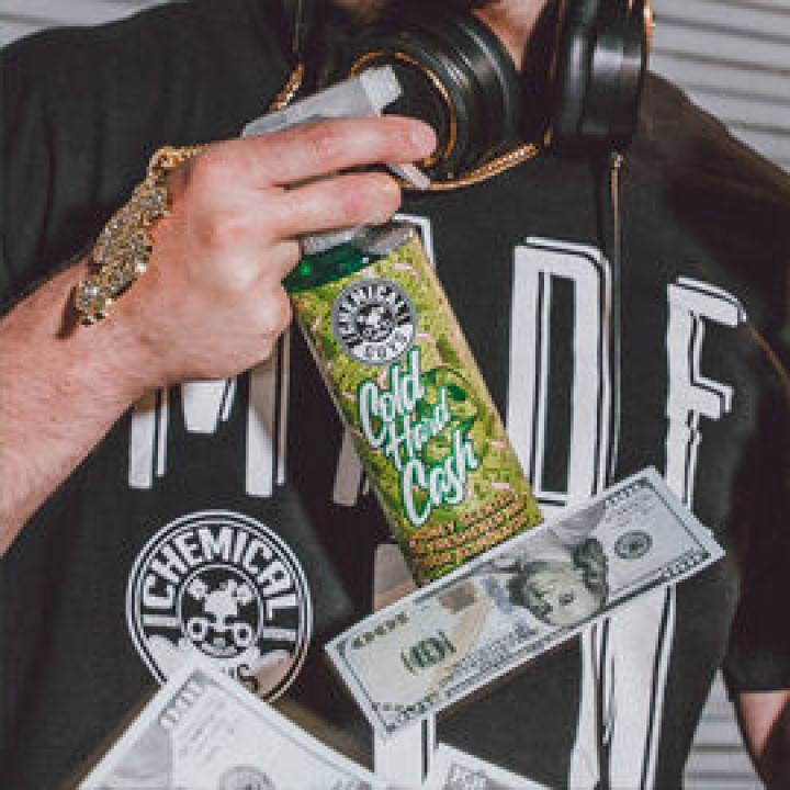 Cold Hard Cash Money Scented Air Freshener 0,473 l Cold Hard Cash Money Scented Air Freshener 0,473 l
